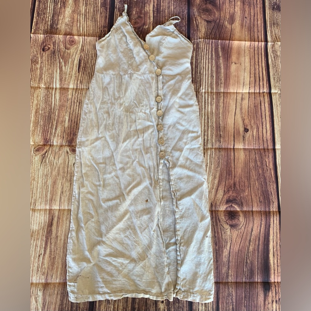 Adele Altman Women's Sleeveless Button Front V-Neck Tan Dress Size: S/M